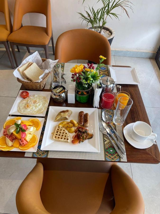Millennium Terrace Hotel Kampala Eksteriør bilde